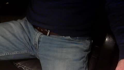 Snapshot of str8_dave chatting on 12/18/24, 03:33 Dave online show from 12/18/24, 03:33