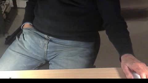 Snapshot of str8_dave chatting on 11/22/25, 09:14 Dave online show from 11/22/25, 09:14