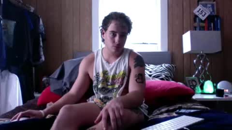 Snapshot of str8bby chatting on 10/28/25, 06:54 str8bby online show from 10/28/25, 06:54