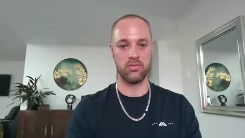 str8feet33 online show from 11/29/25, 09:07