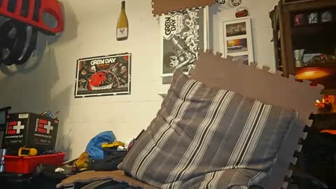 Str8 online show from 02/20/25, 03:19