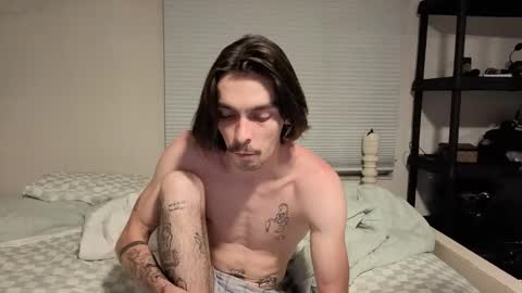 str8whiteboy21 online show from 04/04/26, 07:39