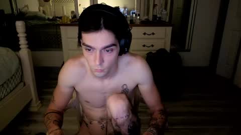 Snapshot of str8whiteboy21 chatting on 05/12/26, 04:09 str8whiteboy21 online show from 05/12/26, 04:09