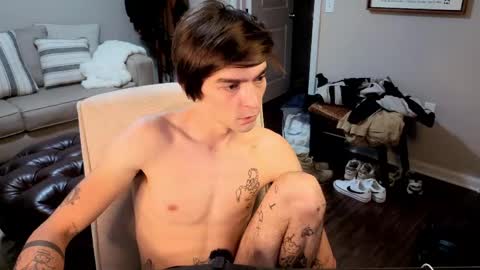Snapshot of str8whiteboy21 chatting on 06/07/26, 10:52 str8whiteboy21 online show from 06/07/26, 10:52