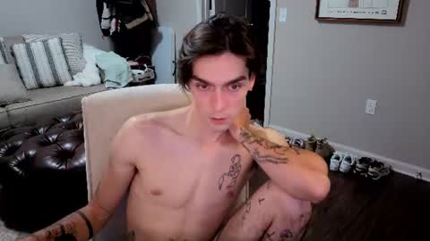Snapshot of str8whiteboy21 chatting on 06/09/26, 05:52 str8whiteboy21 online show from 06/09/26, 05:52