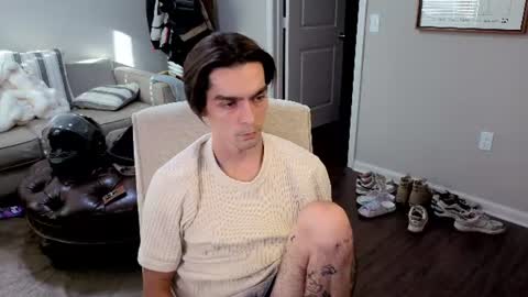 Snapshot of str8whiteboy21 chatting on 06/10/26, 10:19 str8whiteboy21 online show from 06/10/26, 10:19