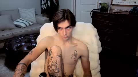 str8whiteboy21 online show from 06/17/26, 03:20