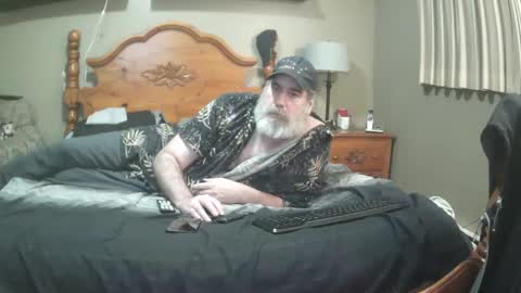 Straightbear4you online show from 02/17/25, 03:36