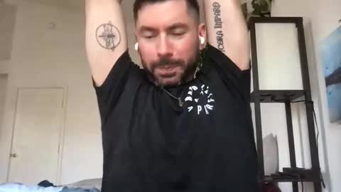 Snapshot of straightguyforyoureye chatting on 02/11/26, 08:03 BearCub online show from 02/11/26, 08:03