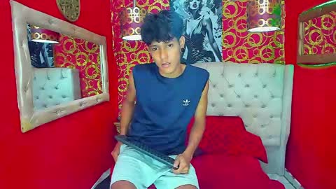 straightyounpein online show from 04/23/26, 04:46