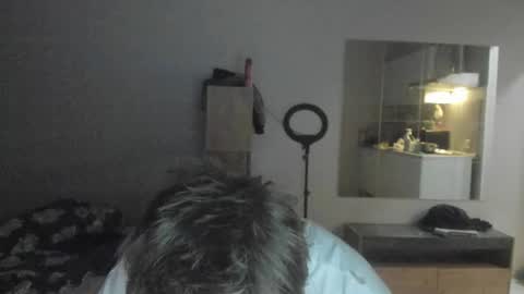Snapshot of stralght_twinks chatting on 06/07/26, 10:35 Ray online show from 06/07/26, 10:35