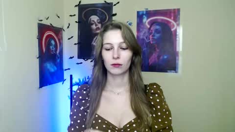 Amalia online show from 11/24/25, 01:00