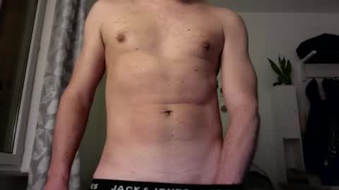 Snapshot of stranger_plus chatting on 01/03/25, 05:10 send me pics if you want online show from 01/03/25, 05:10