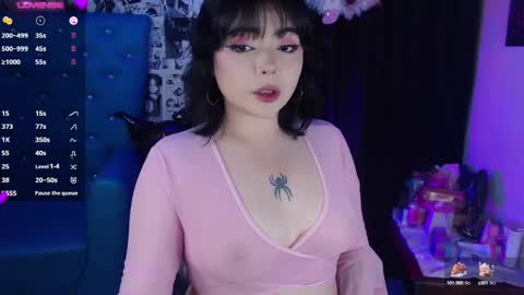 Snapshot of strangergirlxxx chatting on 12/22/24, 04:06 Carla Independent model online show from 12/22/24, 04:06