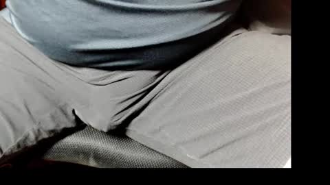 Snapshot of stratos4735 chatting on 09/28/25, 06:02 stratos online show from 09/28/25, 06:02