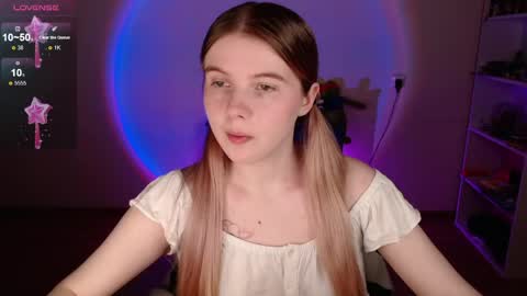 Juli online show from 04/15/26, 02:13