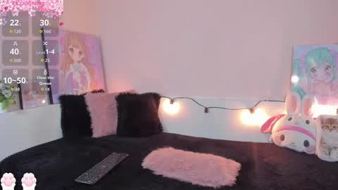 strawberry_kitty_ online show from 01/11/26, 03:55