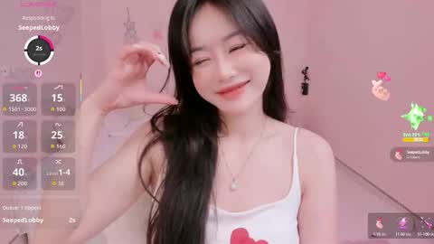 strawberry_loveee online show from 09/23/25, 04:48