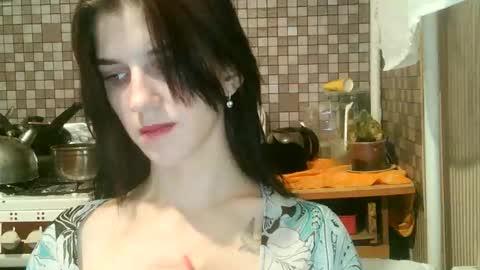 Strawberry Storm online show from 11/01/25, 10:12