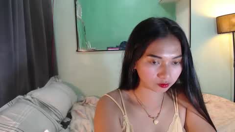 Snapshot of strawberrycakex chatting on 03/12/25, 01:25 strawberrycakex online show from 03/12/25, 01:25