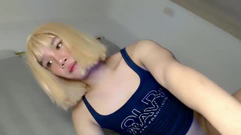 Snapshot of streetlustgirl chatting on 12/03/24, 03:30 lexie online show from 12/03/24, 03:30