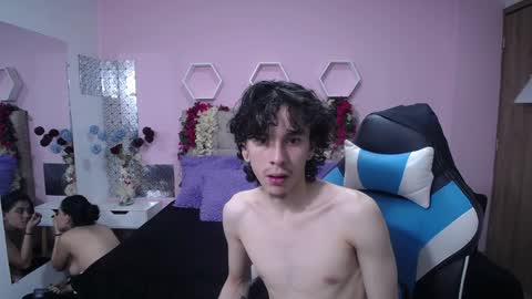 Snapshot of strip_demons chatting on 12/02/24, 12:18 Nikolas And Sophia online show from 12/02/24, 12:18