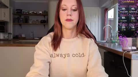 Amorina online show from 10/15/25, 09:20