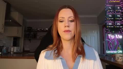 Amorina online show from 11/23/25, 02:28