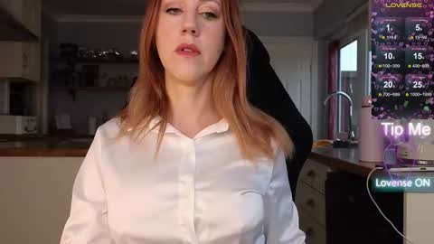 Amorina online show from 11/28/25, 09:56