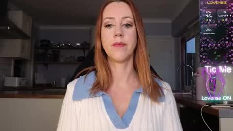 Snapshot of stripmequick chatting on 12/23/25, 10:02 Amorina online show from 12/23/25, 10:02