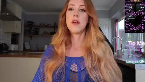Snapshot of stripmequick chatting on 05/06/26, 11:59 Amorina online show from 05/06/26, 11:59