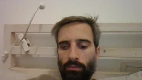 Snapshot of stroke1 chatting on 12/17/24, 04:43 stroke1 online show from 12/17/24, 04:43