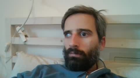 Snapshot of stroke1 chatting on 01/12/25, 07:32 stroke1 online show from 01/12/25, 07:32