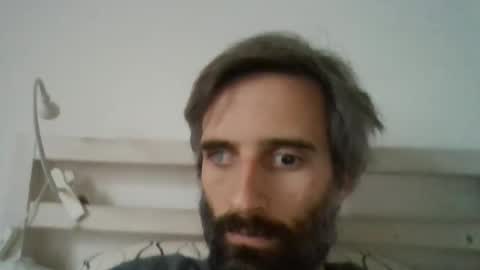 Snapshot of stroke1 chatting on 12/16/25, 09:03 stroke1 online show from 12/16/25, 09:03