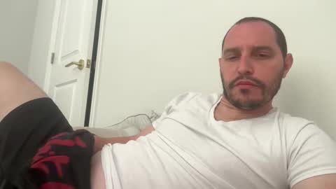 Snapshot of strokejob23 chatting on 05/18/26, 01:06 strokejob23 online show from 05/18/26, 01:06