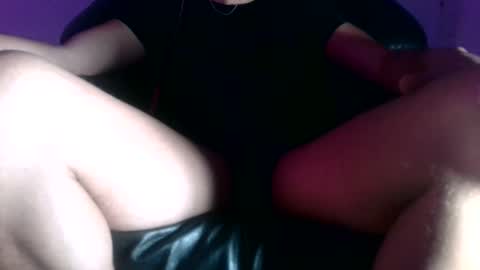 strokeking69420 online show from 10/19/25, 07:42