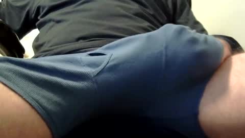 Snapshot of strokes_for_you chatting on 02/17/26, 11:44 strokes_for_you online show from 02/17/26, 11:44