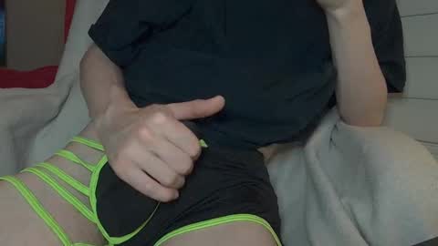 Snapshot of stroknmydong chatting on 09/21/25, 09:33 Dong Stroker online show from 09/21/25, 09:33