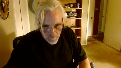 Snapshot of stroknpoker chatting on 09/15/25, 02:44 stroknpoker online show from 09/15/25, 02:44