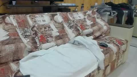 Strong Arni online show from 03/06/25, 05:54