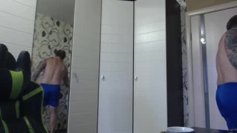 Alex online show from 11/18/25, 09:03