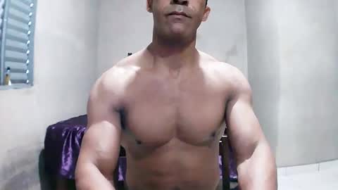 strongdaddyfantastic online show from 04/25/26, 12:30