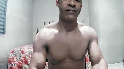 strongdaddyfantastic online show from 05/17/26, 08:27