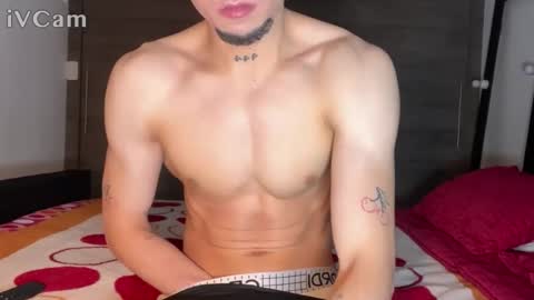 stronghardlatino online show from 05/16/26, 08:00