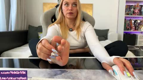 goddess online show from 09/20/25, 11:00