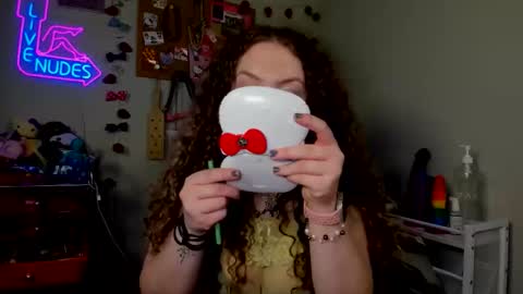 Strwbby online show from 03/26/26, 04:51