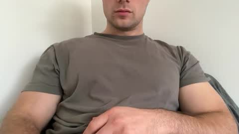Snapshot of stud2112 chatting on 10/23/25, 09:24 Adrian online show from 10/23/25, 09:24