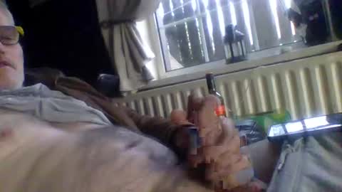 stud_1975 online show from 12/16/24, 09:03