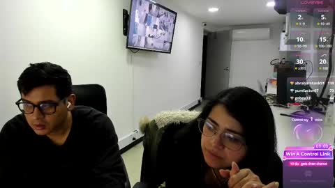 Snapshot of studcb_ chatting on 03/04/25, 08:35 studcb_ online show from 03/04/25, 08:35