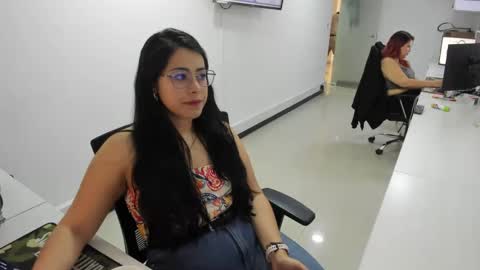 Snapshot of studcb_ chatting on 03/07/25, 05:38 studcb_ online show from 03/07/25, 05:38